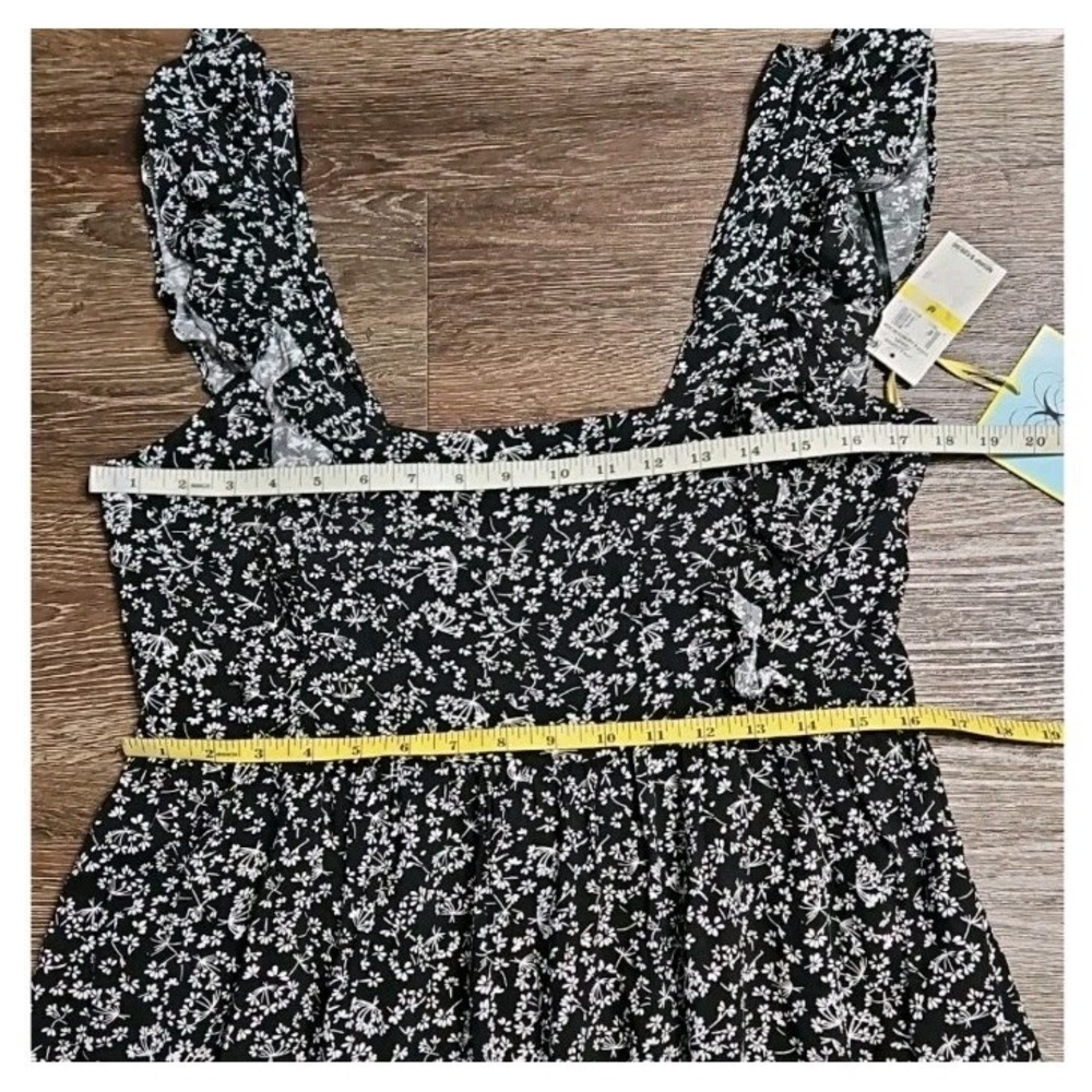 CeCe Women's Ditsy Black White Floral Ruffle Strap Maxi Dress - Picture 11 of 14